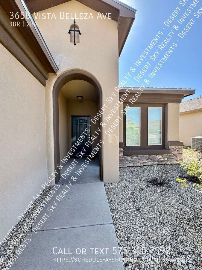 3658 Vista Belleza Ave - Photo 2 of 33