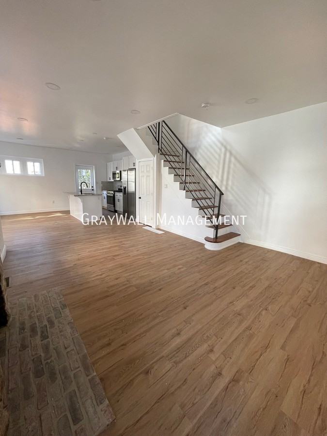 89 Ridley Ave - Photo 2 of 14
