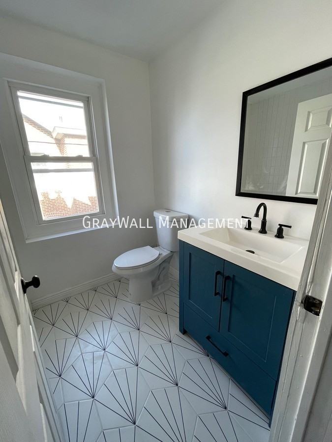 89 Ridley Ave - Photo 3 of 14