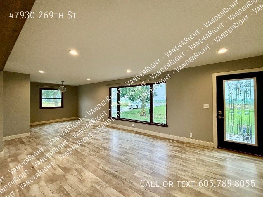 47930 269th St - Photo 3 of 27