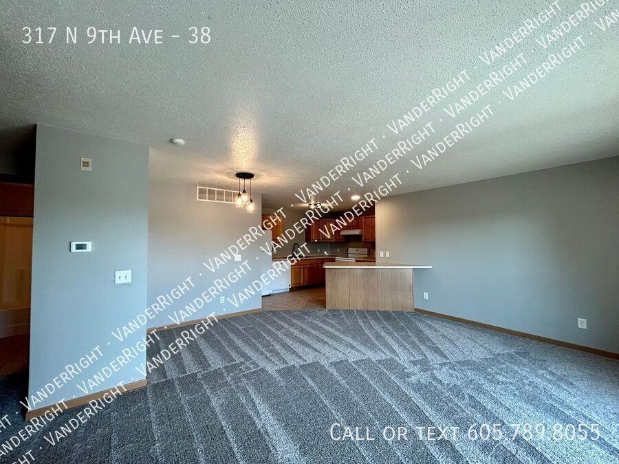 317 N 9th Ave #38 - Photo 4 of 15