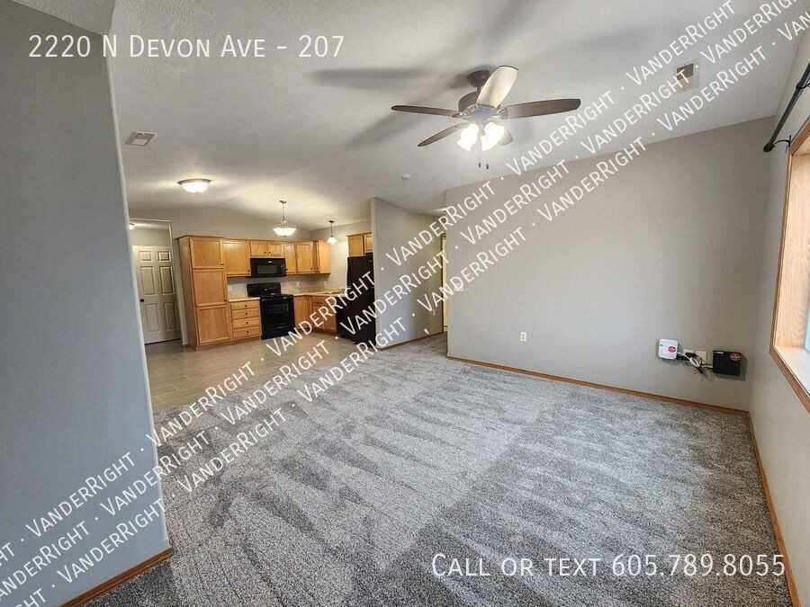 2220 N Devon Ave #207 - Photo 2 of 15