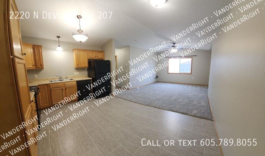 2220 N Devon Ave #207 - Photo 5 of 15