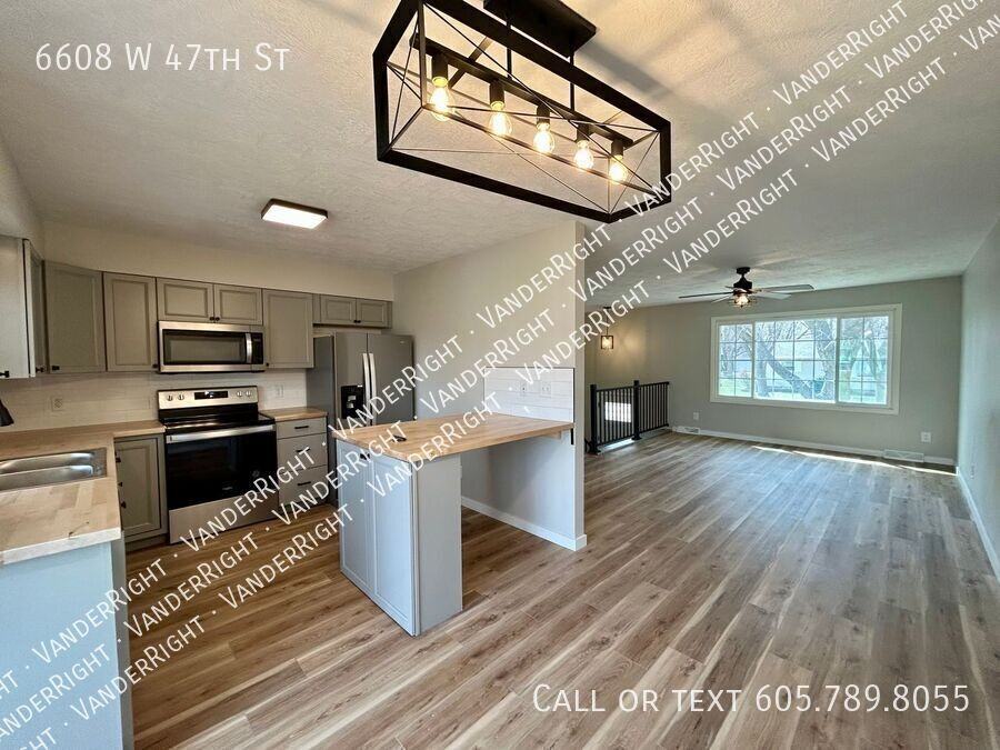 6608 W 47th St - Photo 4 of 29