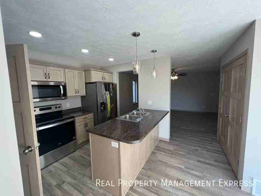 9715 W Broek Dr - Photo 6 of 20