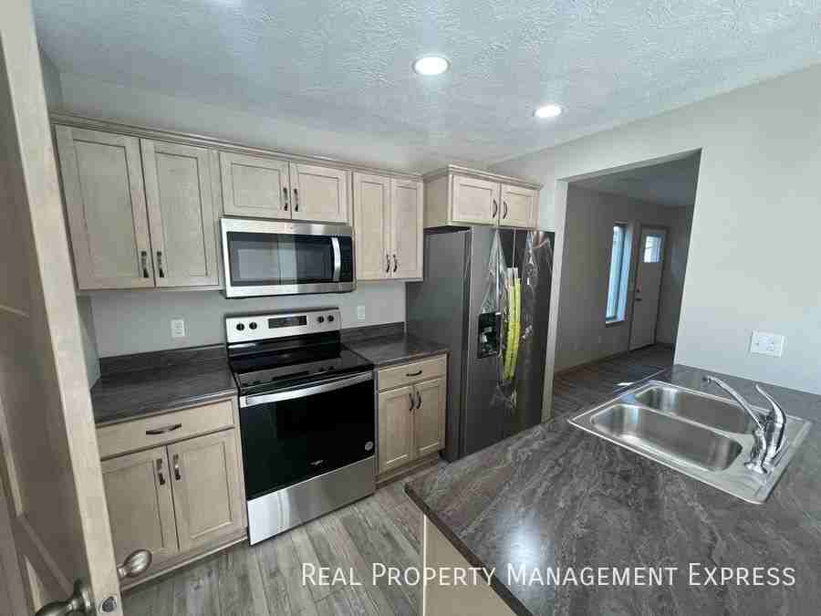 9715 W Broek Dr - Photo 7 of 20
