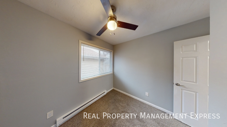 607 N Franklin Ave - Photo 7 of 10