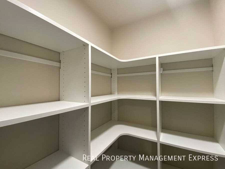 5822 S Whisper Creek Pl - Photo 5 of 17