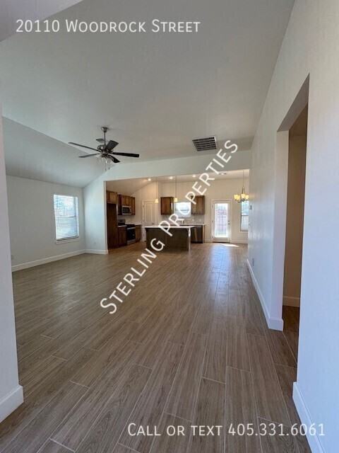 20110 Woodrock St - Photo 3 of 26