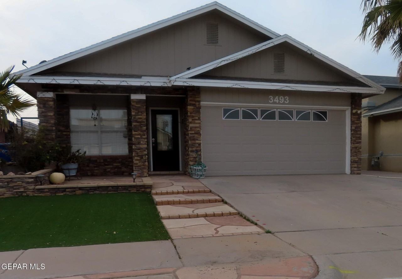 3493 Yellow Rose St - Photo 2 of 26