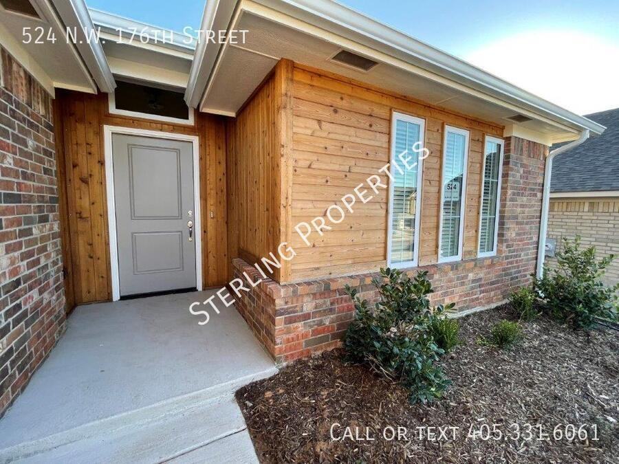 524 Nw 176th St - Photo 2 of 15