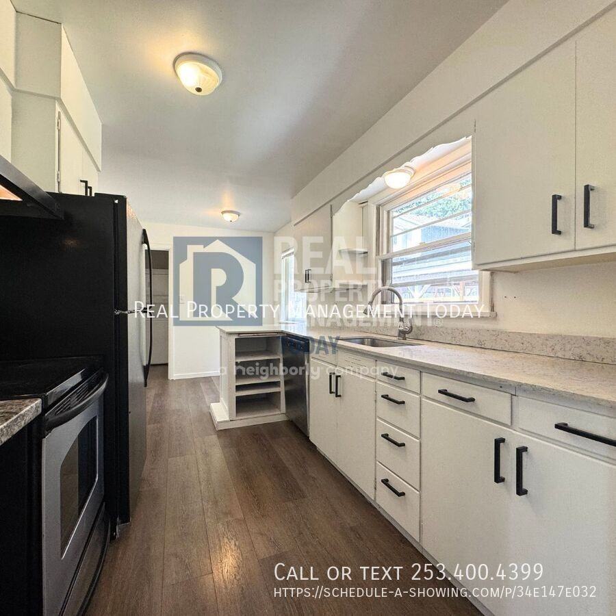 2021 E 72nd St - Photo 7 of 18