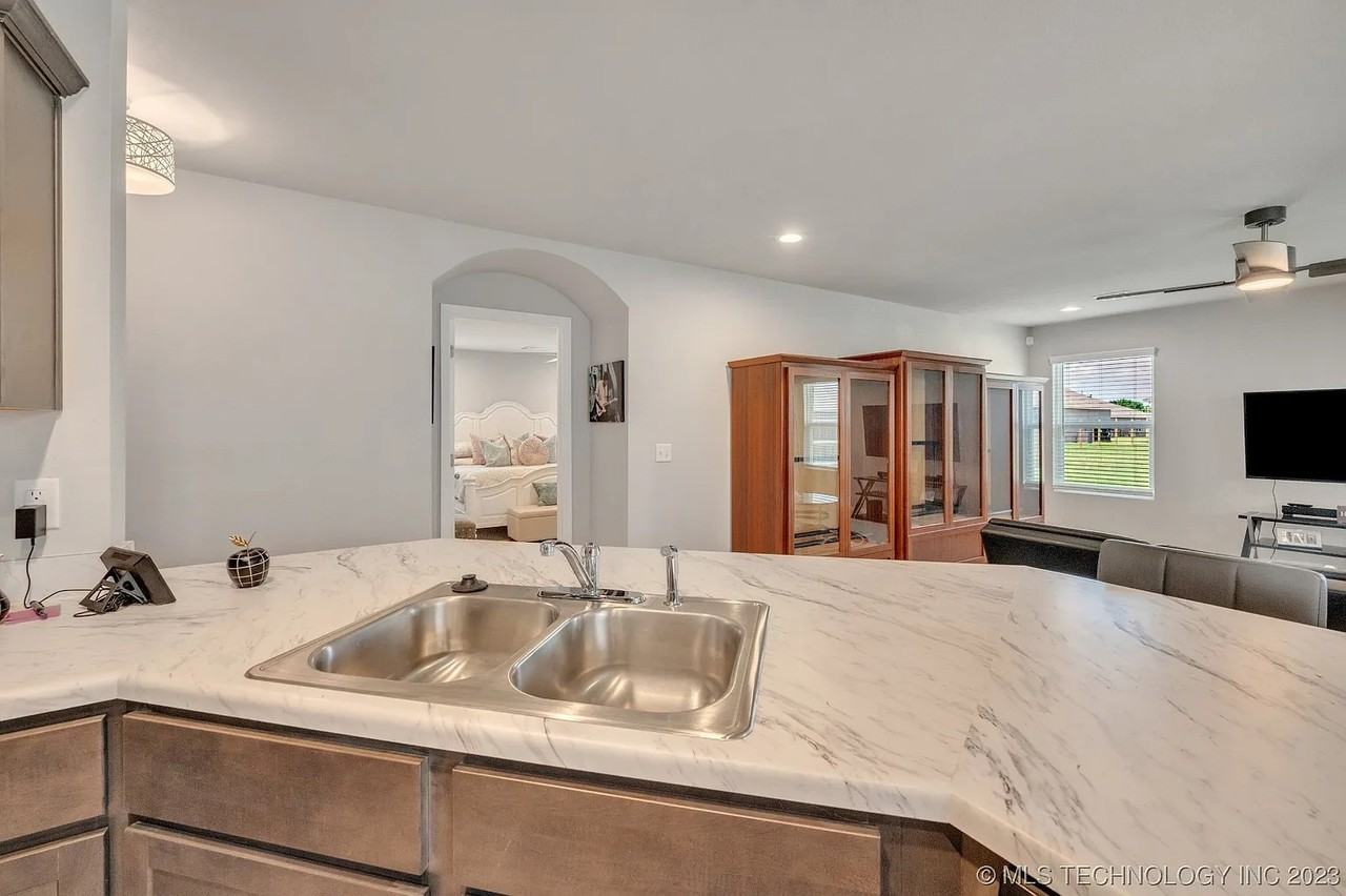 7421 E 159th Pl S #NA - Photo 4 of 21