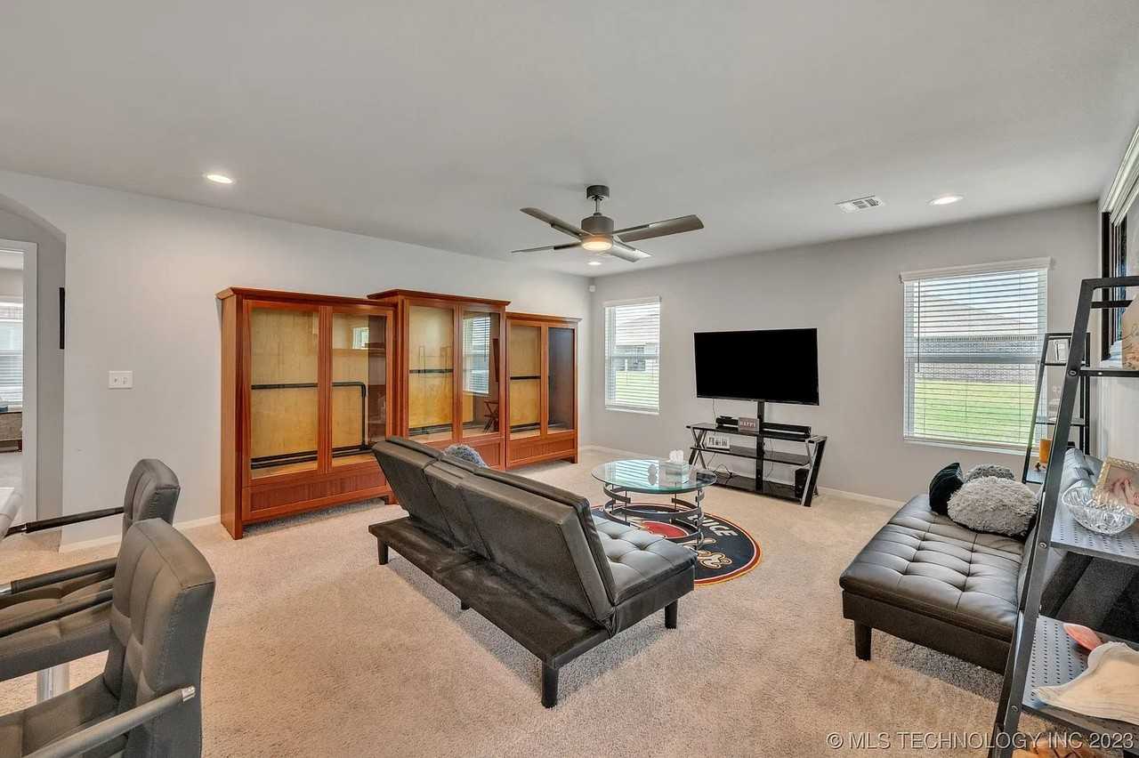 7421 E 159th Pl S #NA - Photo 5 of 21