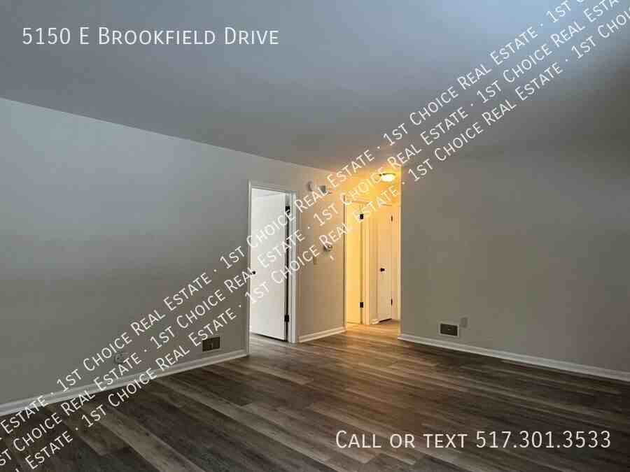 5150 E Brookfield Dr - Photo 4 of 21