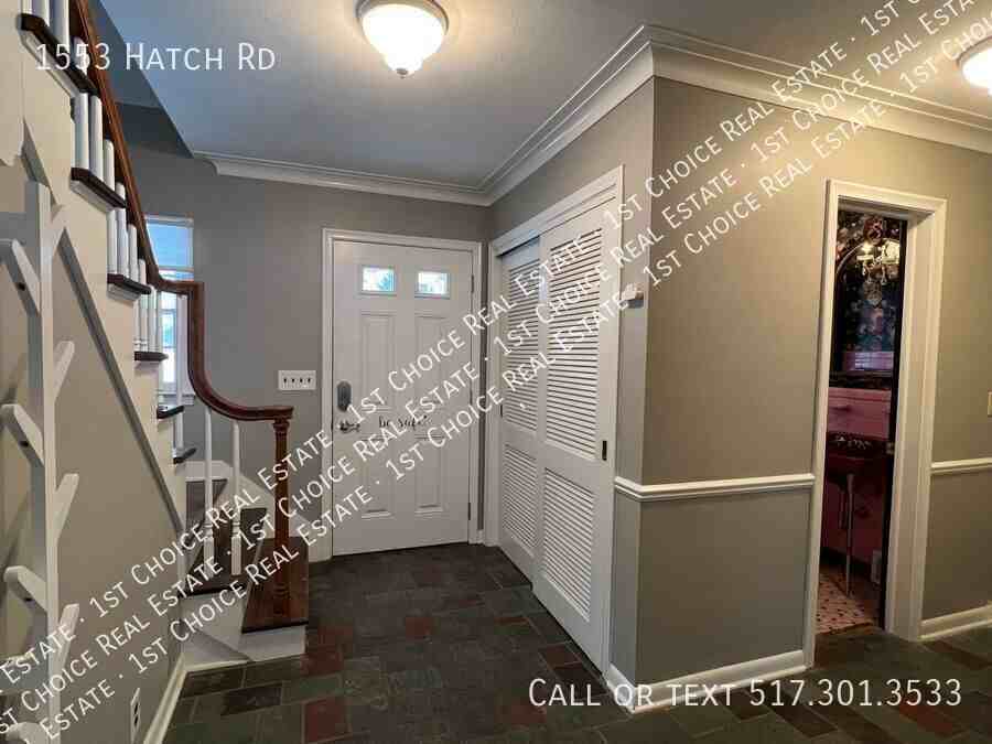 1553 Hatch Rd - Photo 3 of 35