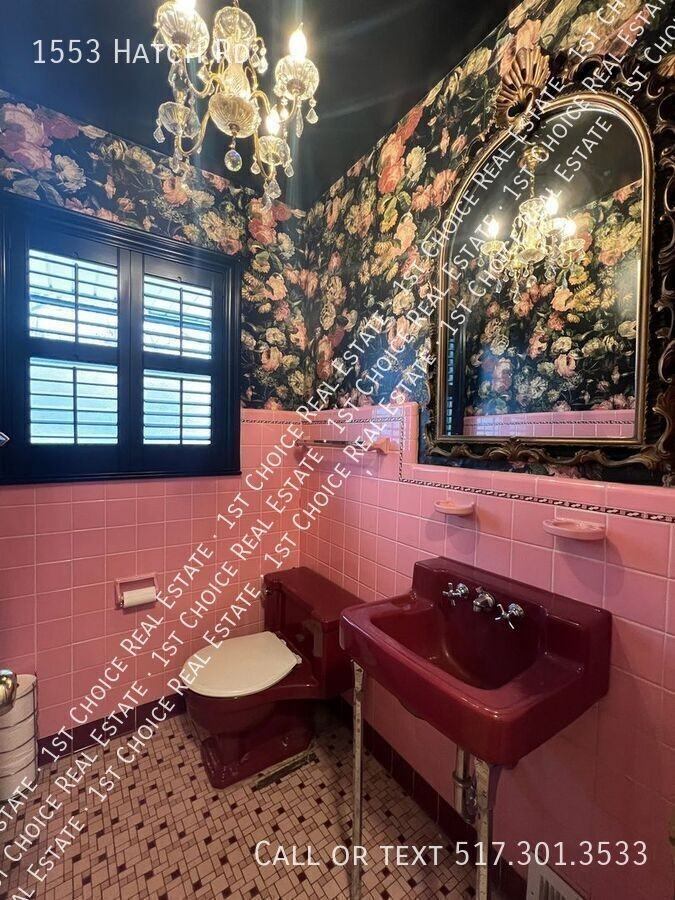 1553 Hatch Rd - Photo 4 of 35