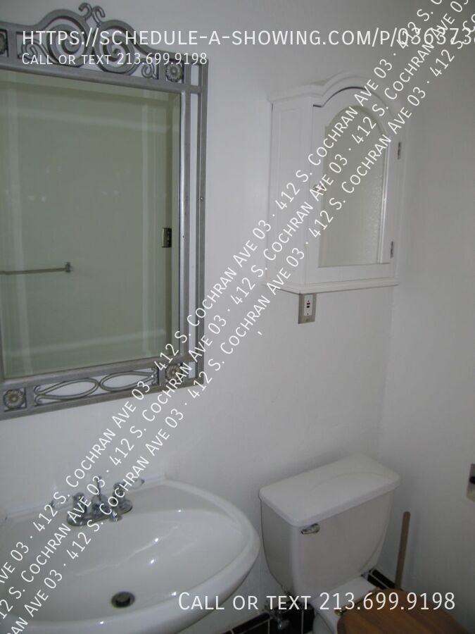 412 S Cochran Ave - Photo 5 of 10