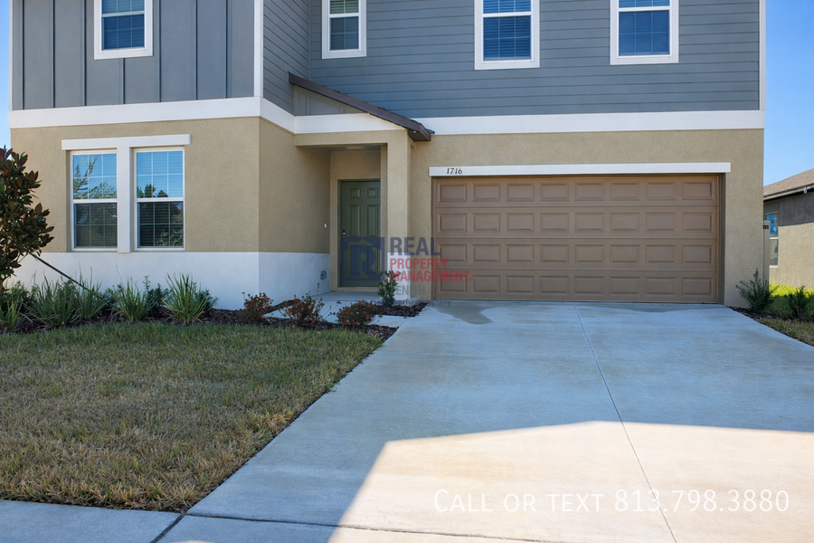 1716 Tropical Oasis Ave - Photo 2 of 50