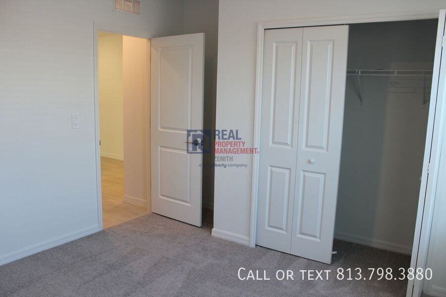 1716 Tropical Oasis Ave - Photo 6 of 50