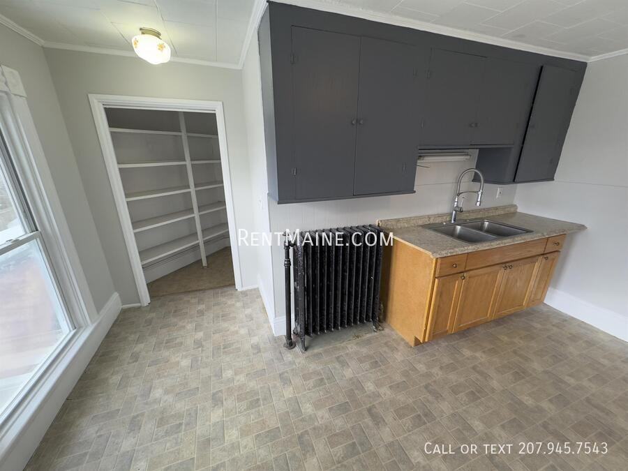 191 Center St #2 - Photo 3 of 15