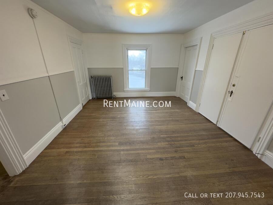 191 Center St #2 - Photo 4 of 15