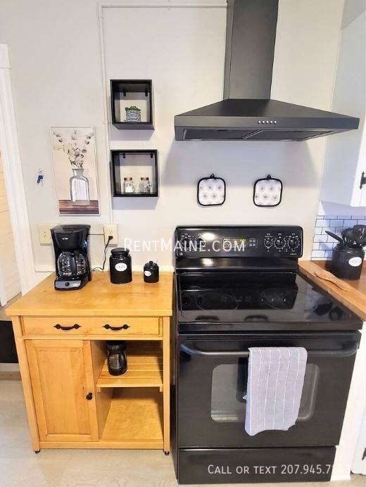 30 Boutelle Ave #2 - Photo 3 of 17