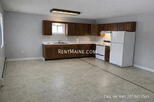 featured image of 28 Congress St #4