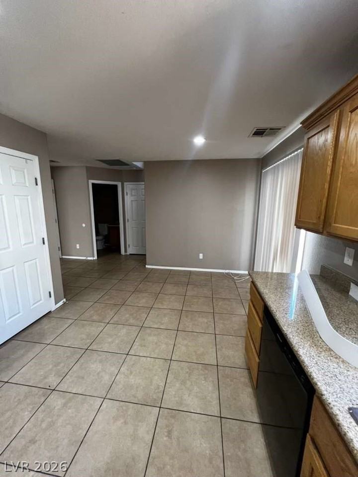 11962 Camden Brook St - Photo 5 of 26