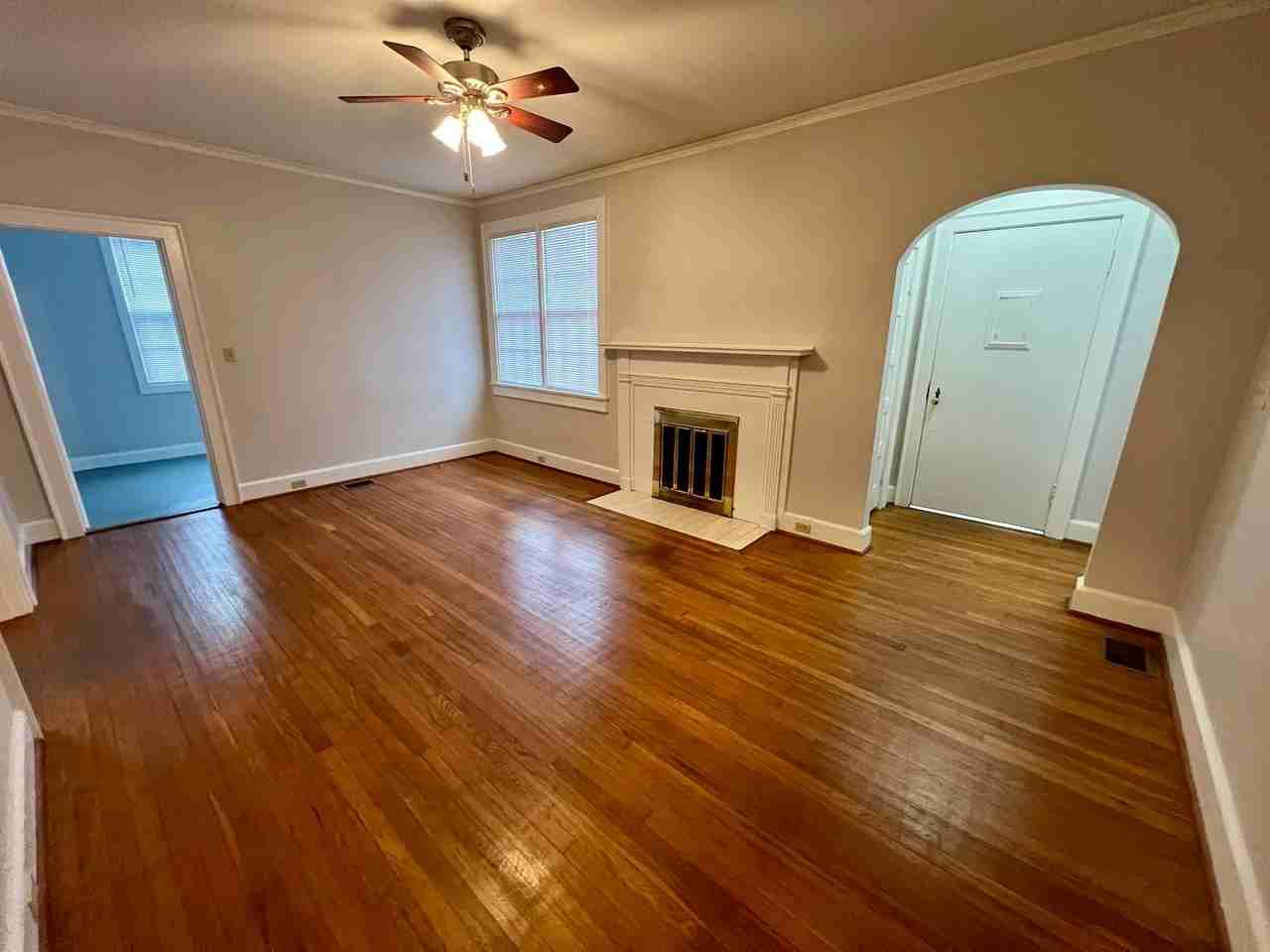 716 B Ave - Photo 2 of 14