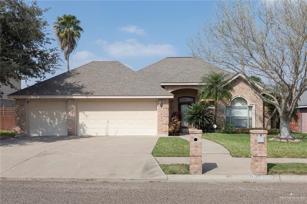 2003 E 25th 1/2 St - Photo 2 of 33