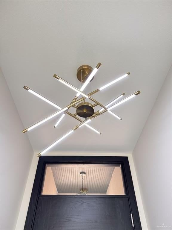 8104 N 50th - Photo 6 of 38