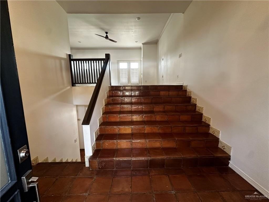 N 1st Lane Ct - Photo 3 of 22