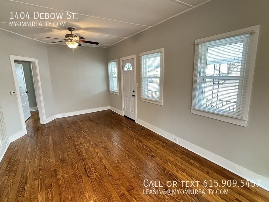 1404 Debow St - Photo 4 of 15