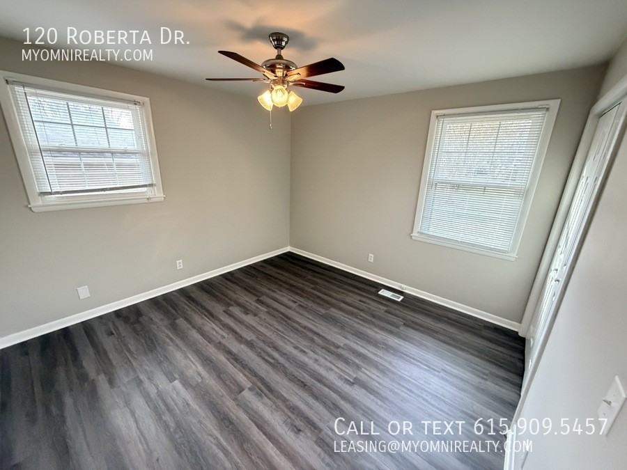 120 Roberta Dr - Photo 3 of 20