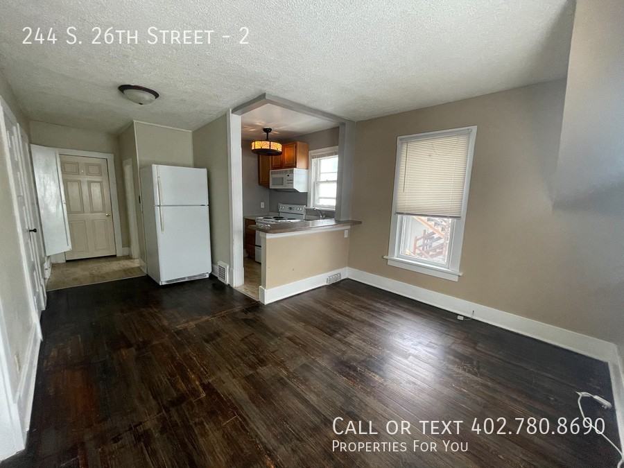 244 S 26th St #2 - Photo 3 of 16