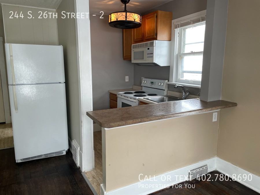 244 S 26th St #2 - Photo 5 of 16