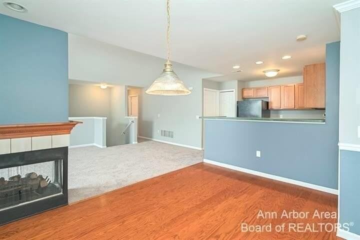 3217 Primrose Ln - Photo 6 of 20