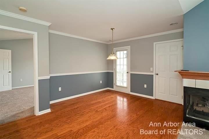 3217 Primrose Ln - Photo 7 of 20