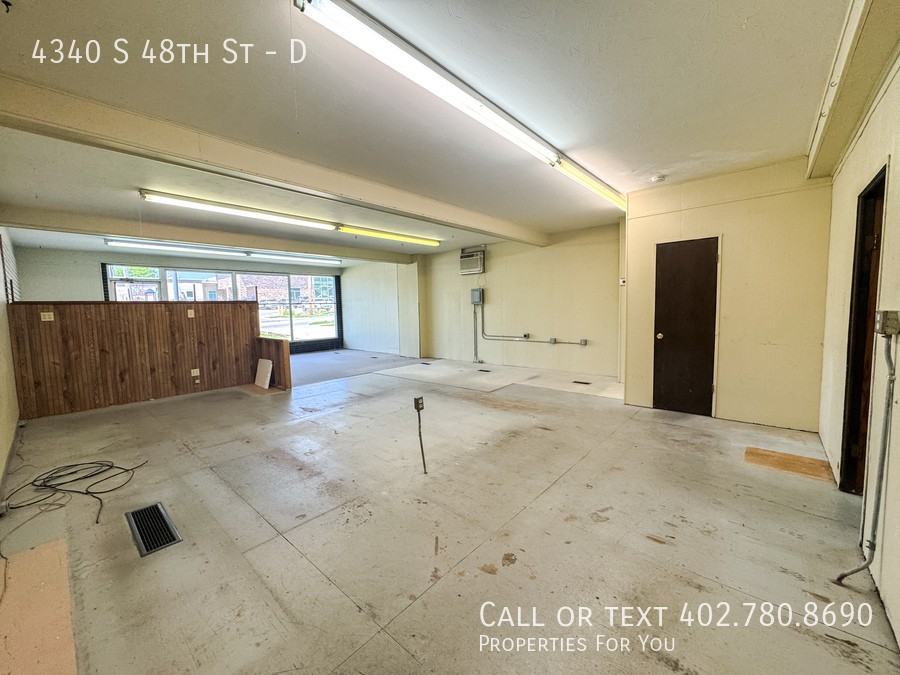 4340 S 48th St #D - Photo 7 of 13