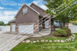 featured image of 5027 W Great Basin Cir