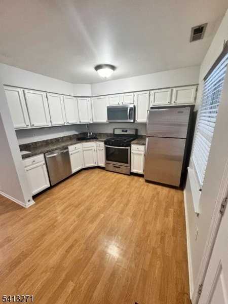 3 Wycombe Pl - Photo 4 of 9