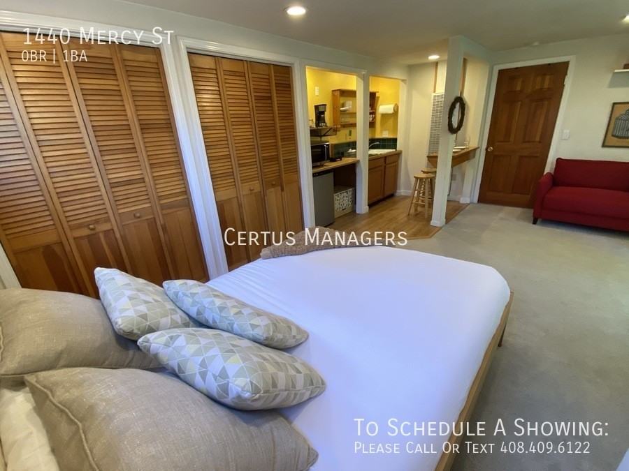 1440 Mercy St - Photo 4 of 18