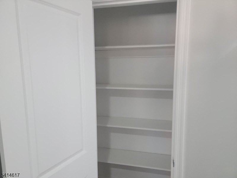 122 Rose Ter - Photo 6 of 14