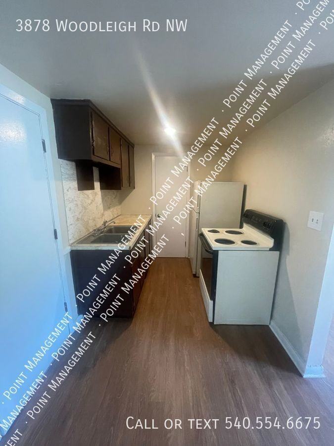 3878 Woodleigh Rd Nw - Photo 3 of 8