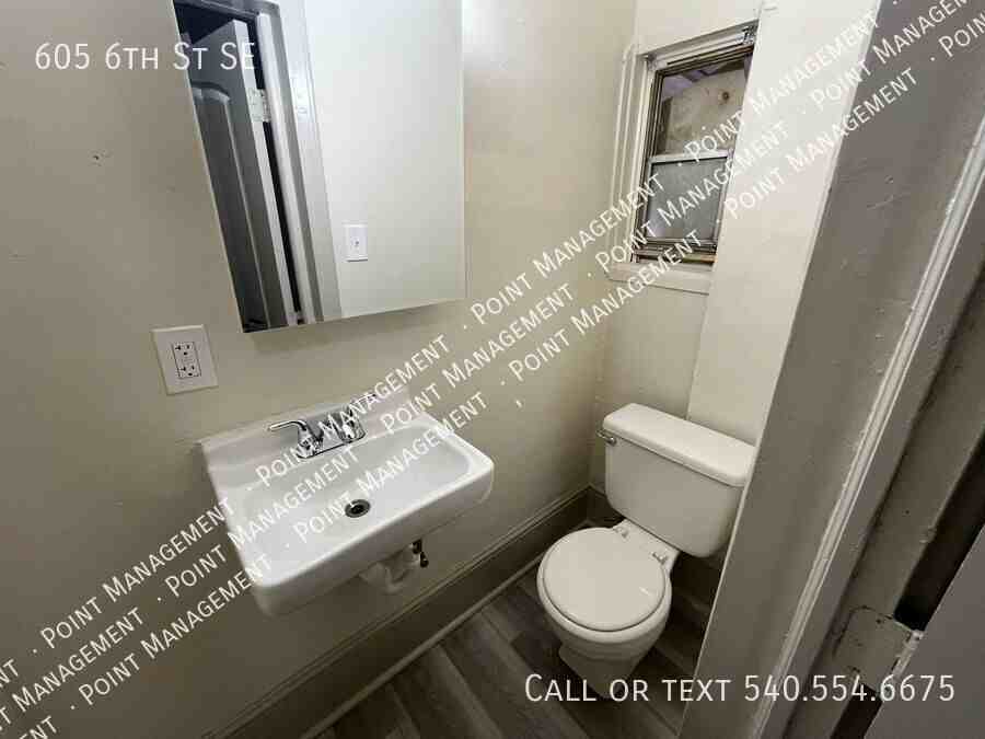 605 6th St Se - Photo 4 of 6