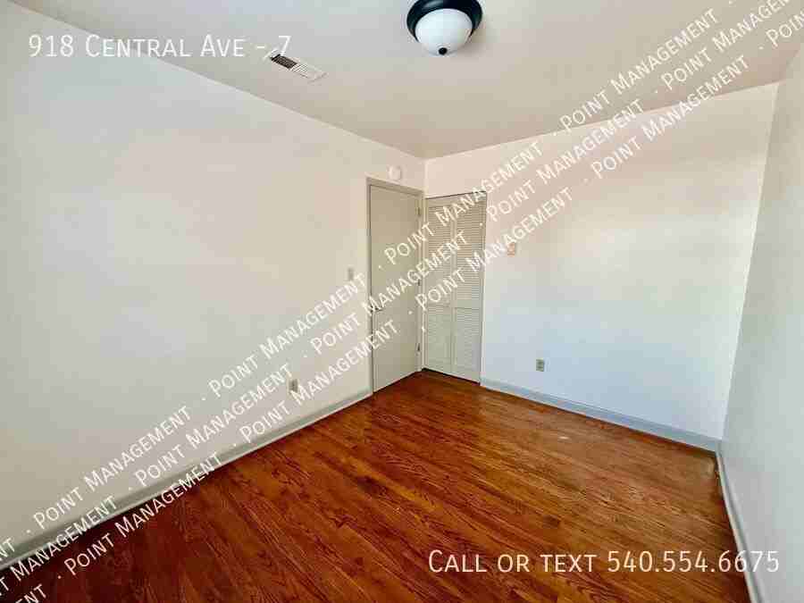 918 Central Ave #7 - Photo 2 of 7