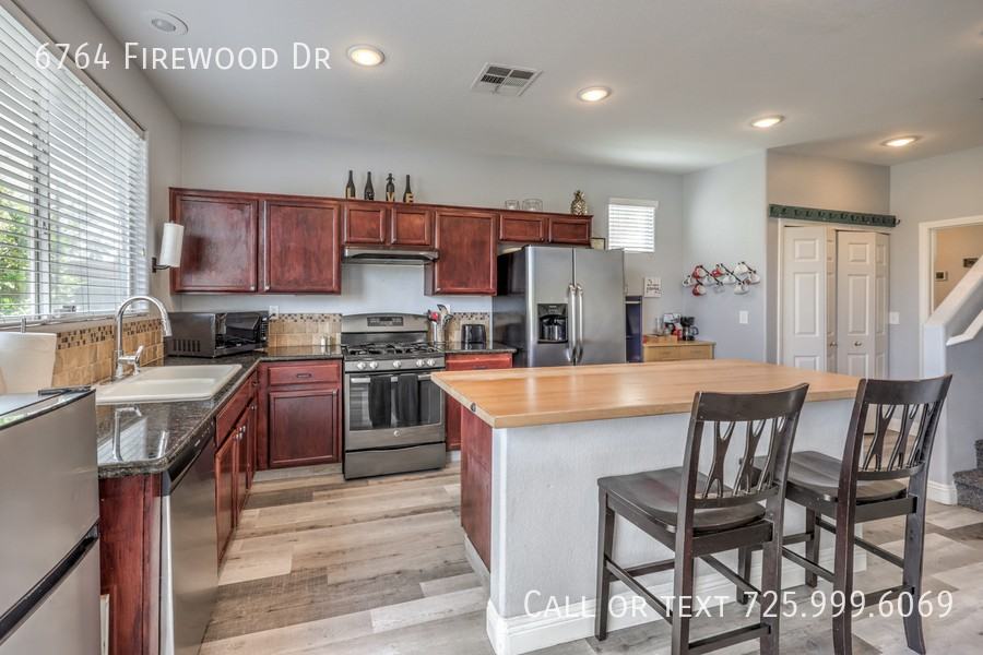 6764 Firewood Dr - Photo 4 of 29