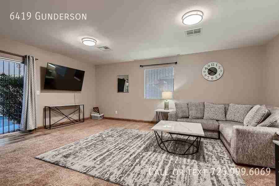 6419 Gunderson Blvd - Photo 5 of 32