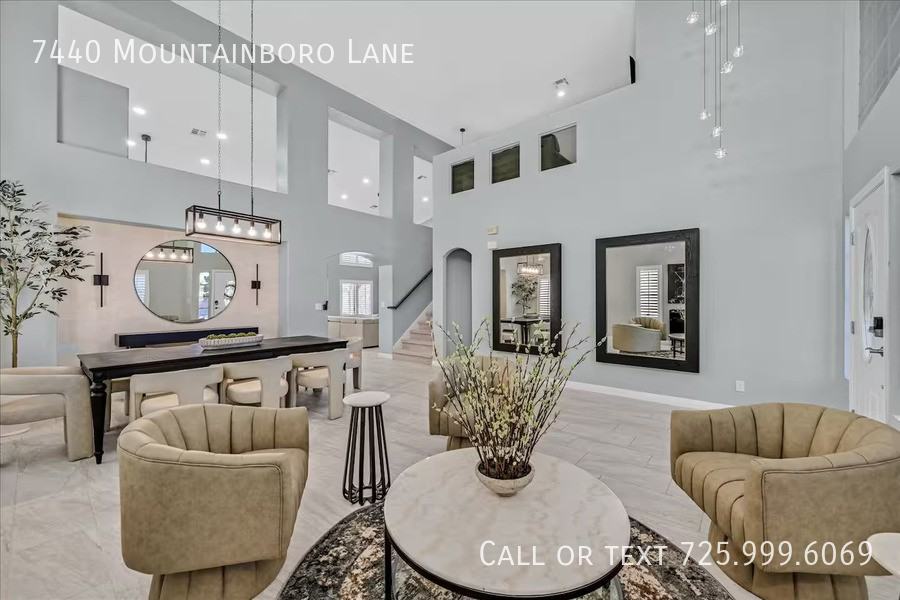 7440 Mountainboro Ln - Photo 3 of 50